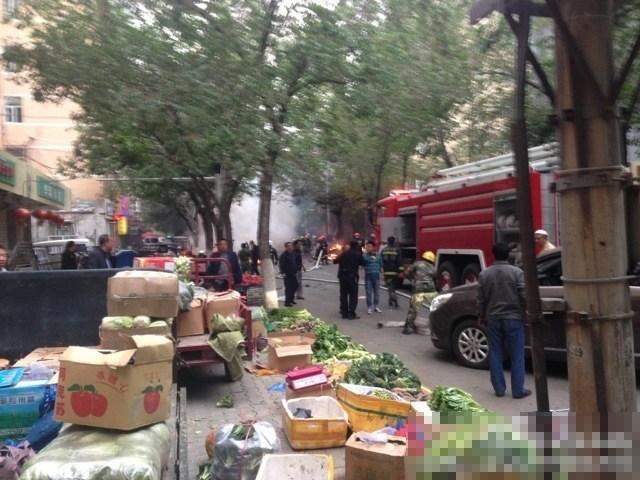 Les explosions sur un marché au Xinjiang ont fait des morts et des blessés