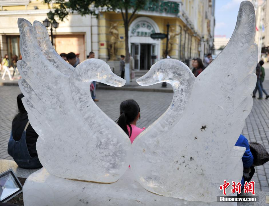 Des sculptures de glace dans les rues de Harbin