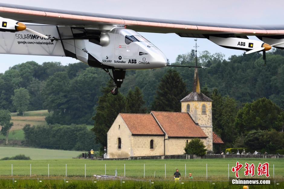 Baptême de l'air réussi pour Solar Impulse 2