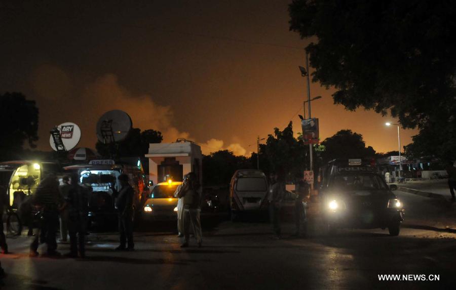 Pakistan: les talibans revendiquent l'attaque de l'aéroport de Karachi 