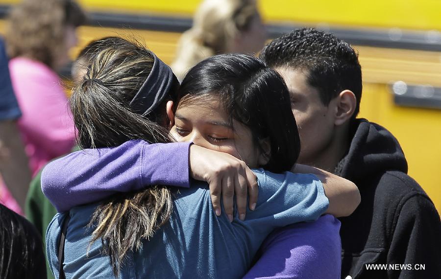 Etats-Unis : fusillade dans une école de l'Oregon, 1 étudiant et le tireur tués