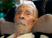 L'homme le plus vieux du monde disparait à l'âge de 111 ans 