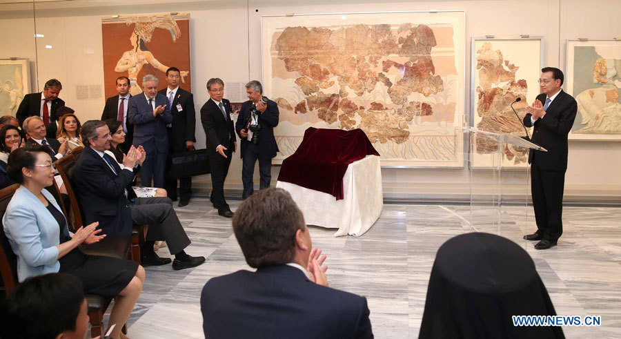 Le Premier ministre chinois appelle à plus d'échanges culturels avec la Grèce