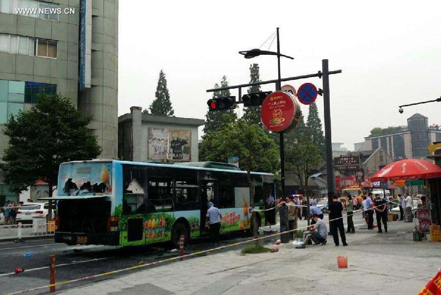 Vingt-neuf blessés dans l'incendie d'un bus dans l'est de la Chine