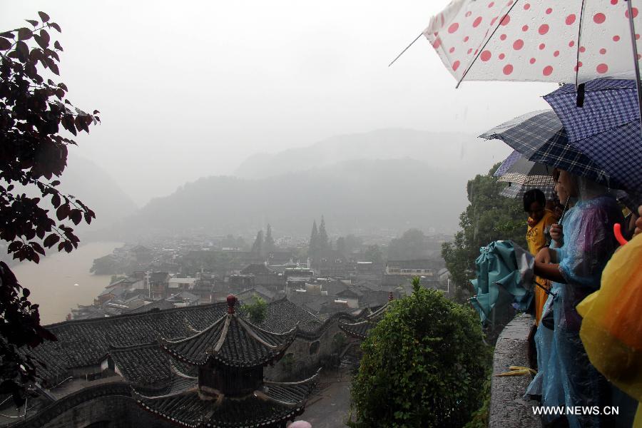 Plus de 50.000 personnes évacuées en raison des pluies diluviennes au Hunan