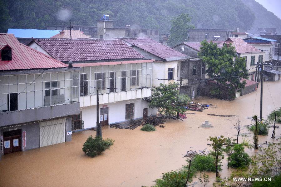 Chine : 155.000 personnes évacuées en raison du typhon Matmo