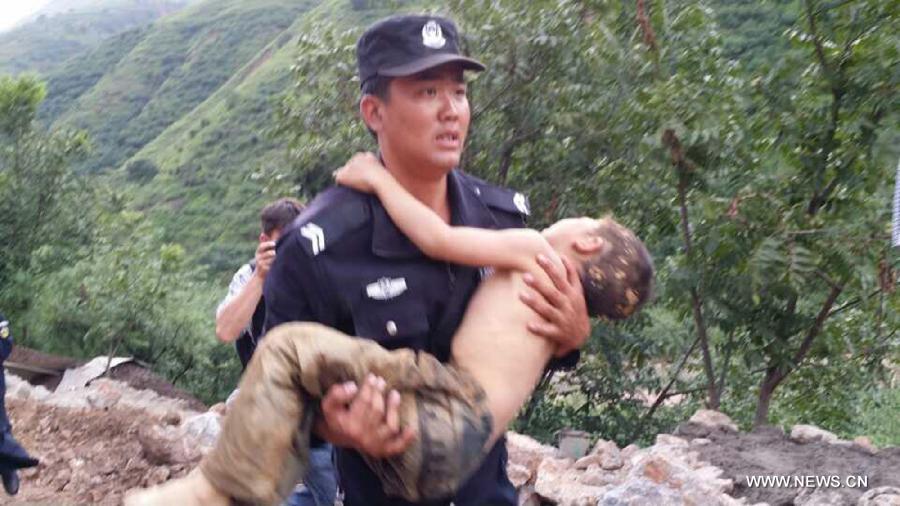 Chine : le bilan du séisme au Yunnan s'alourdit à 381 morts