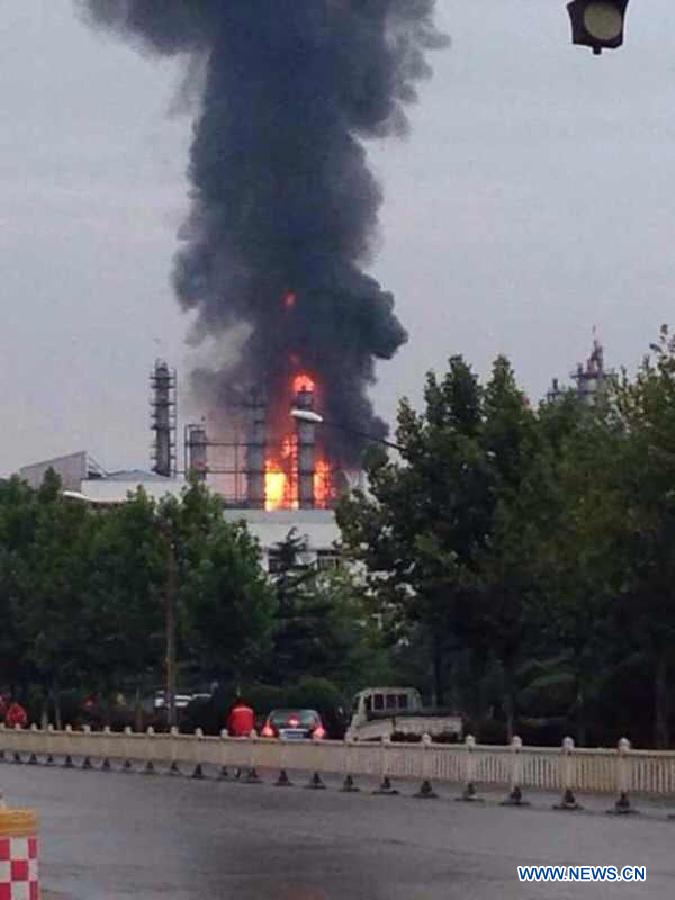 Incendie dans une raffinerie de pétrole dans le nord-ouest de la Chine