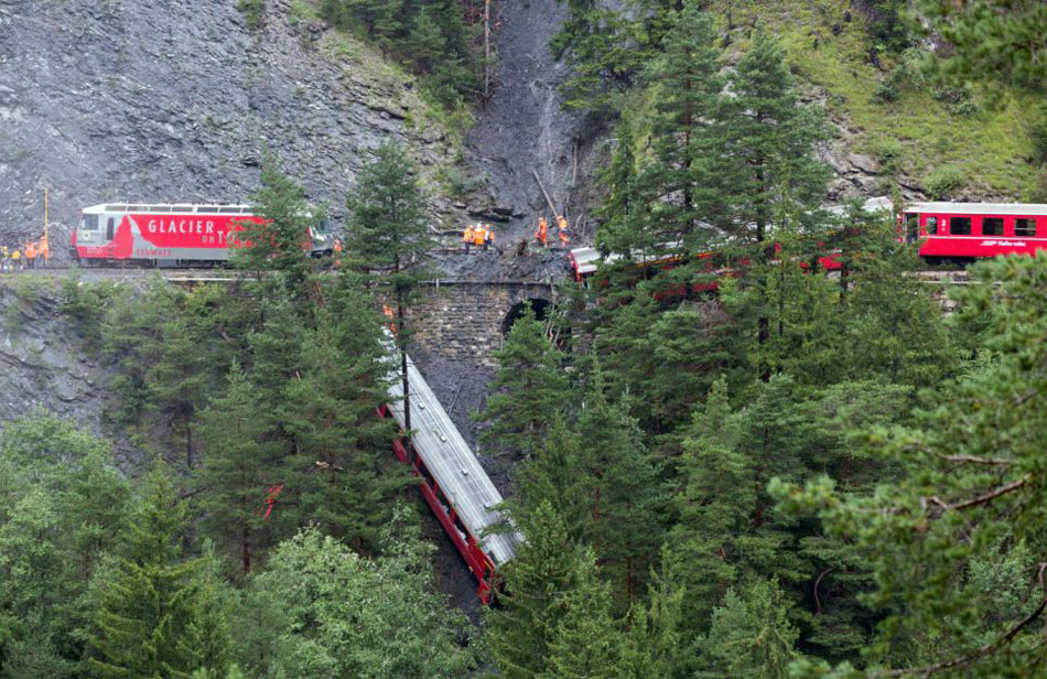 Déraillement d'un train en Suisse : sept blessés