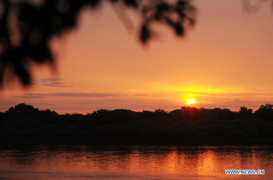 Lever de soleil sur la rivière Wusuli