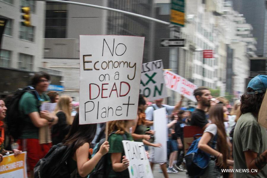 Le chef de l'ONU participe à la Marche pour le climat à New York