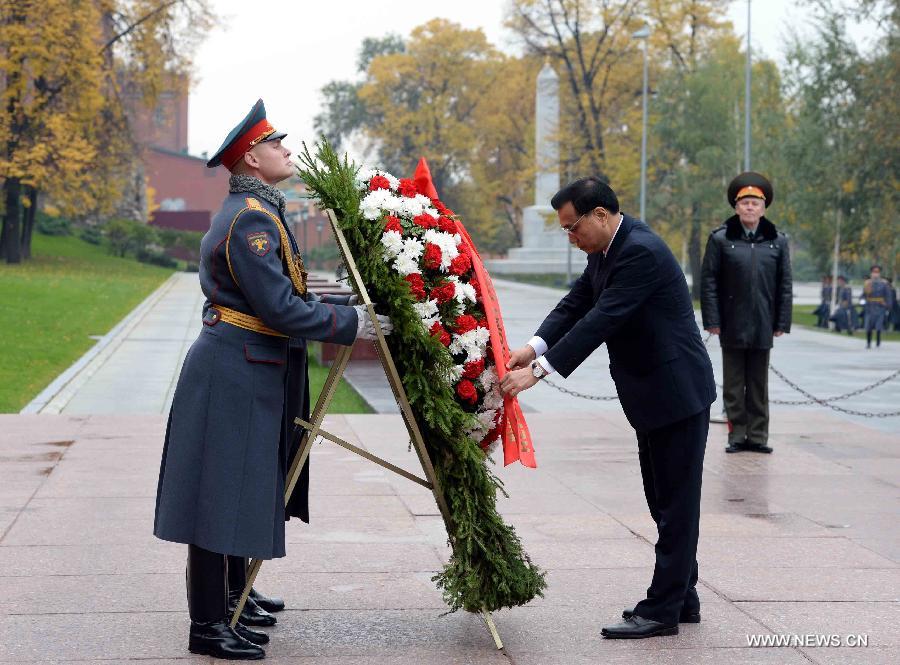 Le PM chinois promet de s'unir à la Russie pour sauvegarder la victoire de la Seconde Guerre mondiale et l'ordre d'après-guerre