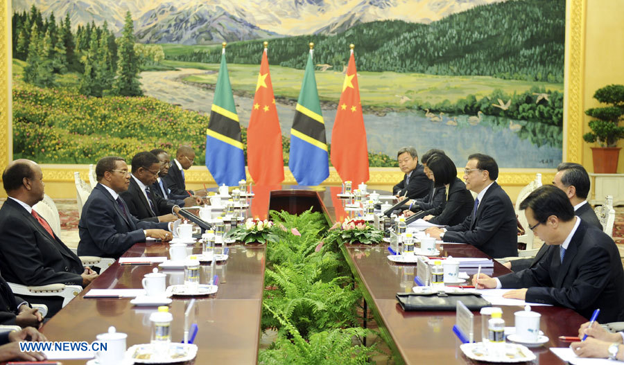 Le PM chinois rencontre le président tanzanien