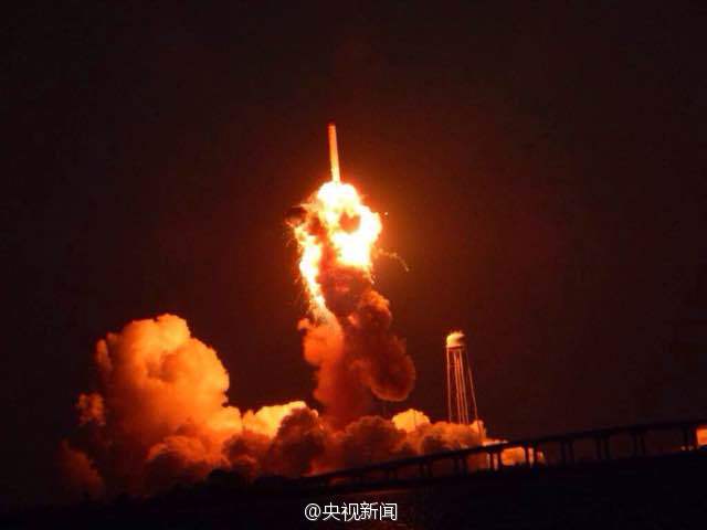 Nasa : explosion de la fusée Antares juste après son lancement