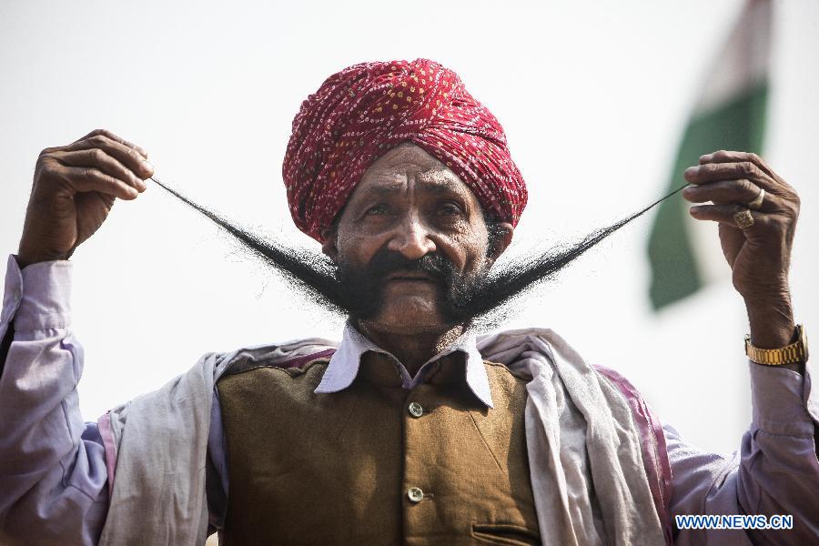 Un concours de moustaches en Inde