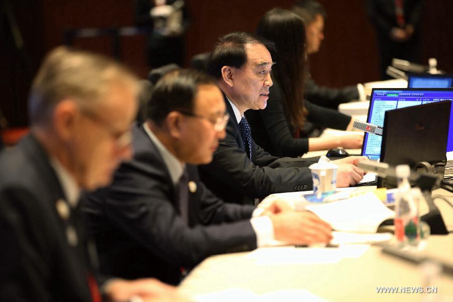 Début d'une réunion des hauts fonctionnaires avant le sommet de l'APEC