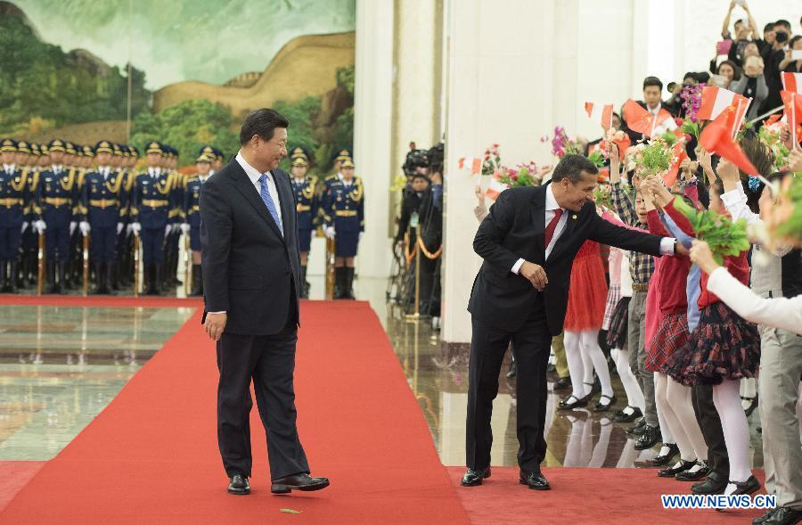 Le président chinois s'entretient avec son homologue péruvien sur les relations bilatérales 