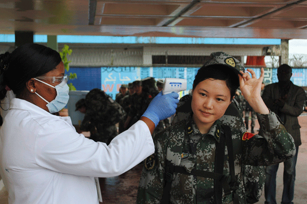 Ebola : la Chine s’active en Afrique de l’Ouest