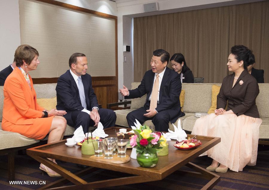 Les dirigeants chinois et australien s'engagent à renforcer les relations bilatérales