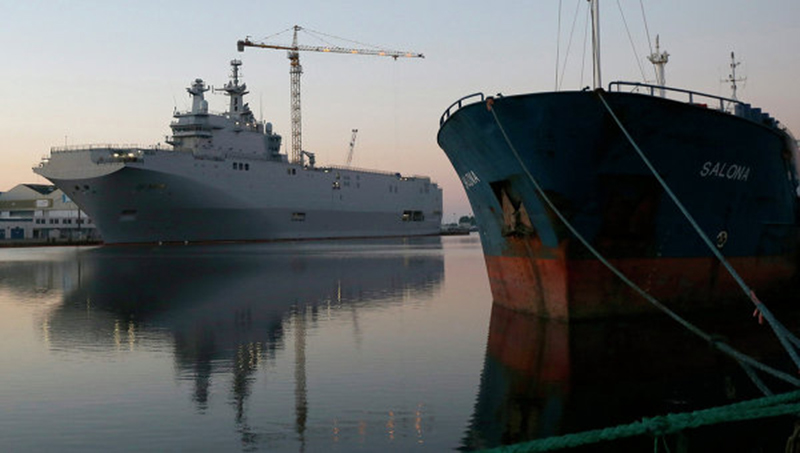 Mise à l'eau du « Sébastopol », deuxième bâtiment de classe Mistral destiné à la Russie