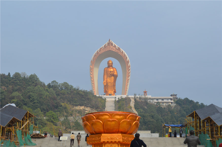 Le plus haut Bouddha est chinois