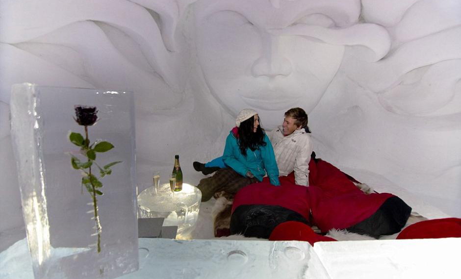 Suisse : nuit douillette dans un igloo