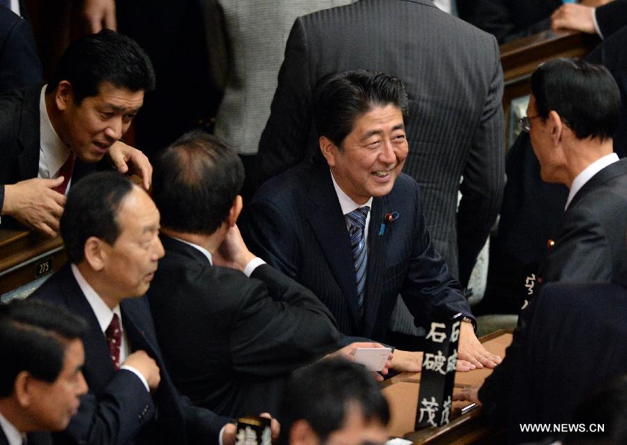 Japon: Shinzo Abe réélu Premier ministre 