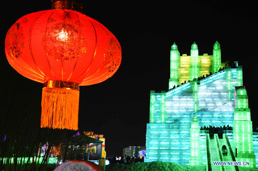 Harbin :  le Festival international de glace en images