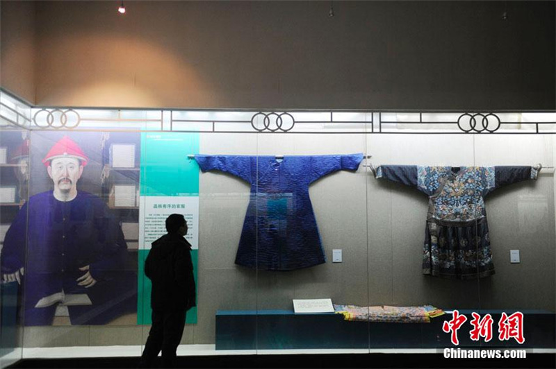 Des tenues de l'empereur Qianlong exposées à Changchun