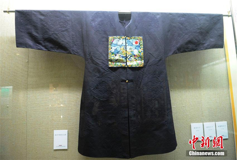 Des tenues de l'empereur Qianlong exposées à Changchun