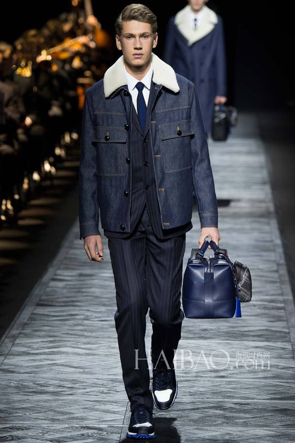 Dior présente sa collection homme automne-hiver.(Sourde de photo : haibao.com)