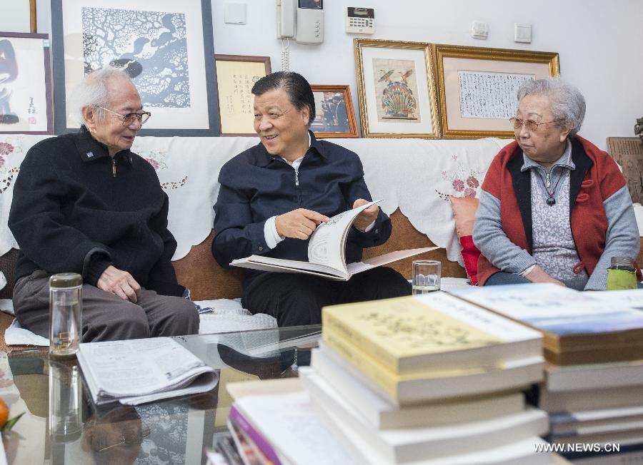 Liu Yunshan présente ses voeux du Nouvel An chinois aux artistes