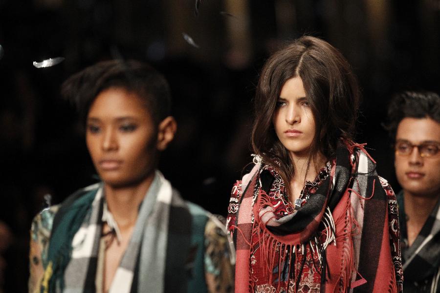 Fashion Week de Londres: Défilé Burberry Prorsum automne/hiver 2015 