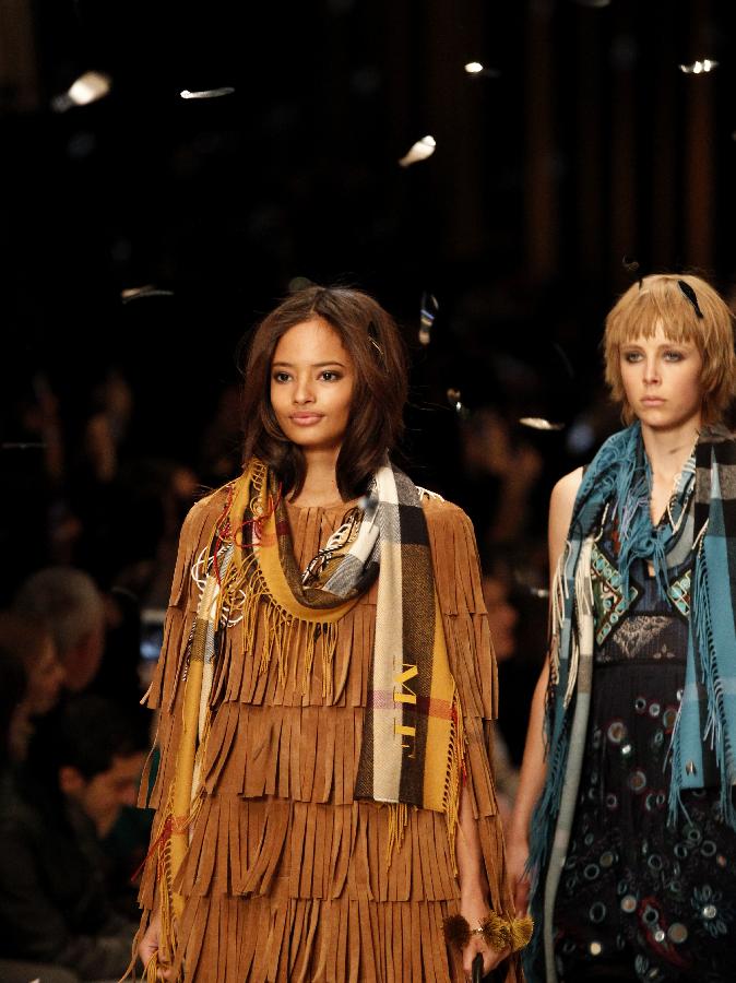 Fashion Week de Londres: Défilé Burberry Prorsum automne/hiver 2015 