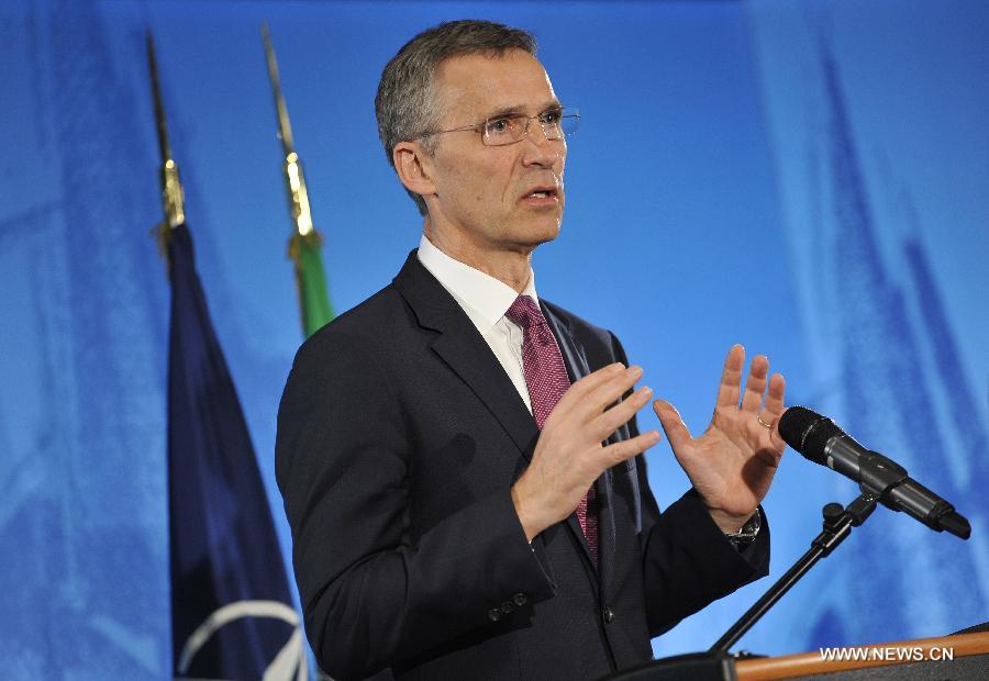 Le chef de l'OTAN souligne l'importance du contrôle par l'OSCE du cessez-le-feu en Ukraine 