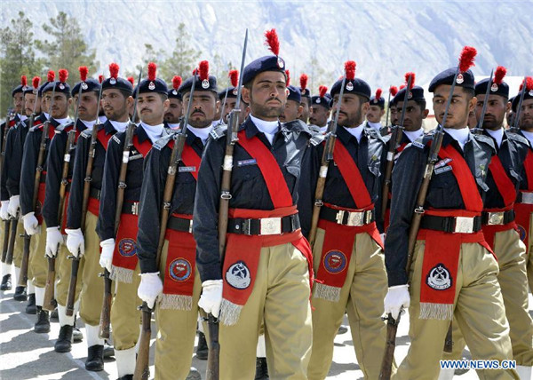 Remise officielle des diplômes pour la police Pakistanaise