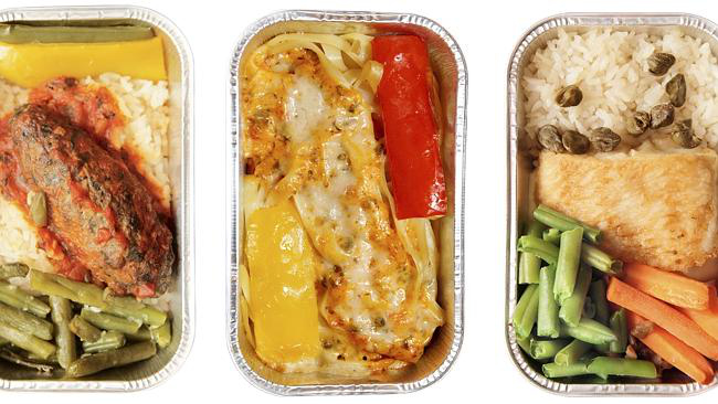 Voici pourquoi la nourriture vous semble aussi mauvaise en avion