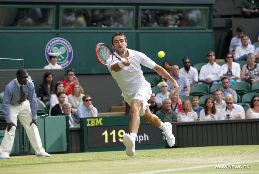 Wimbledon: Novak Djokovic se qualifie pour la demi-finale
