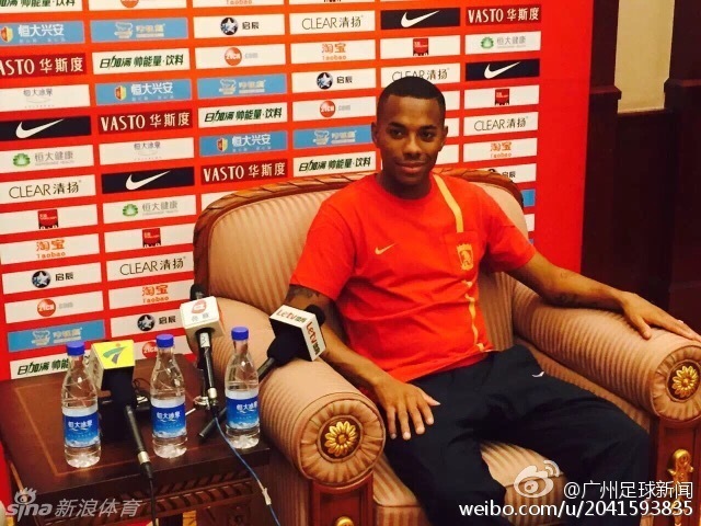Football : Robinho signe avec le Guangzhou Evergrande