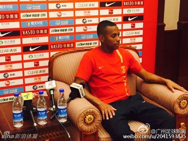Football : Robinho signe avec le Guangzhou Evergrande