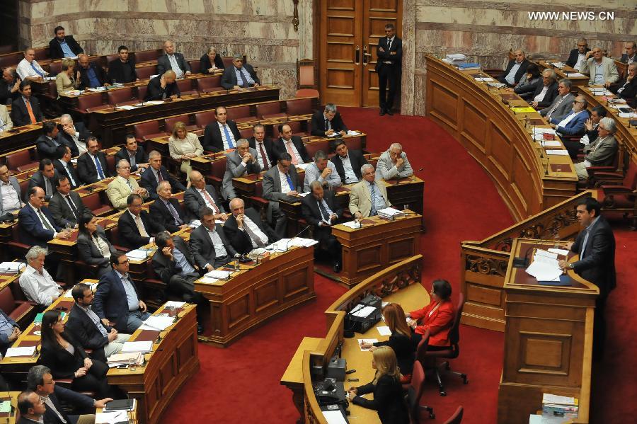 Le parlement grec adopte un deuxième projet de loi crucial