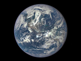 Première image complète de la Terre depuis 43 ans