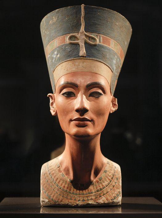 Un archéologue britannique pense avoir trouvé la tombe de la Reine Néfertiti