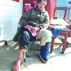 Mordu par un panda sauvage, un villageois reçoit une compensation de 400 milliers de yuan