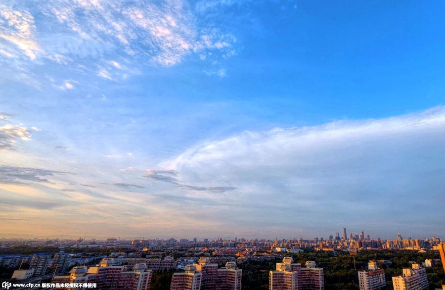 Le ciel bleu révèle la beauté de Beijing 