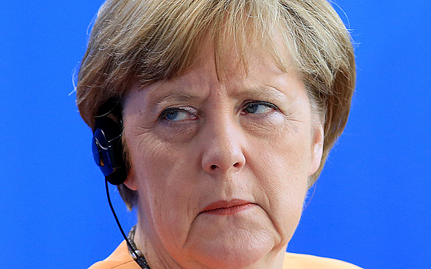Merkel est devenu un nouveau verbe pour les jeunes Allemands