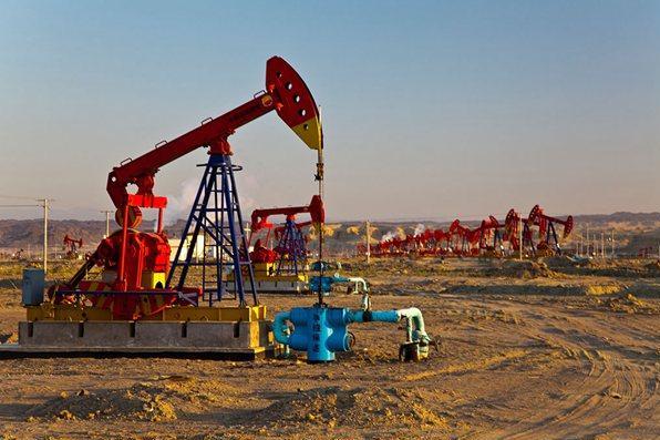 Le champ pétrolifère de Karamay a généré plus de 300 millions de tonnes de pétrole en 60 ans