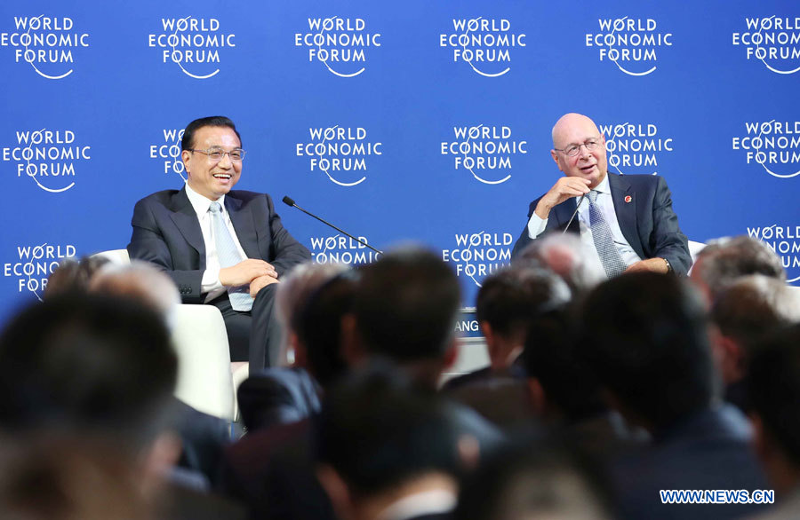 Li Keqiang : l'économie chinoise dans une voie positive 