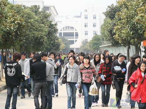 Le déséquilibre entre les sexes perturbe aujourd'hui les campus chinois