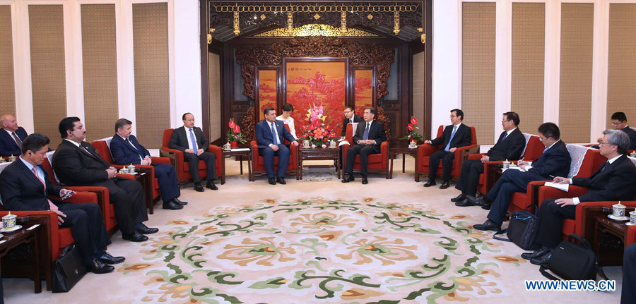 Un vice-PM chinois rencontre les ministres de l'économie et du commerce de l'OCS